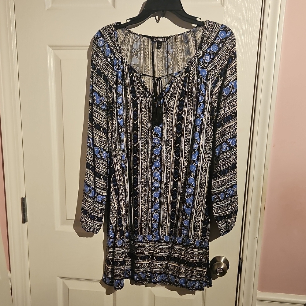 Express Black And Blue Medium Patterned Dress - image 1